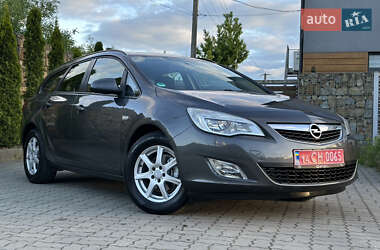 Універсал Opel Astra 2011 в Стрию