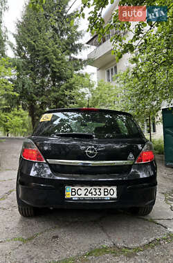 Хэтчбек Opel Astra 2008 в 