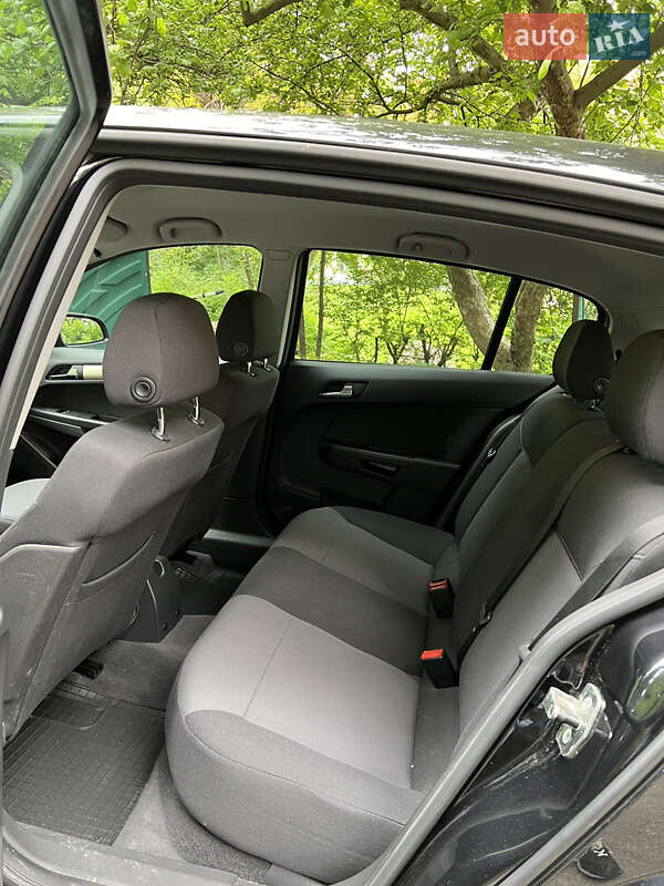 Хетчбек Opel Astra 2008 в Львові