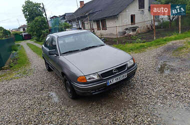 Седан Opel Astra 1993 в Коломые