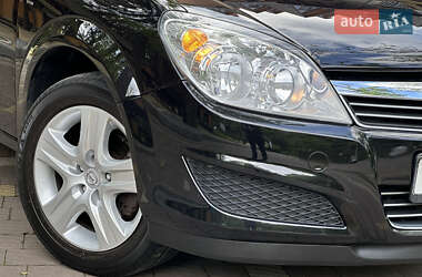 Универсал Opel Astra 2009 в 