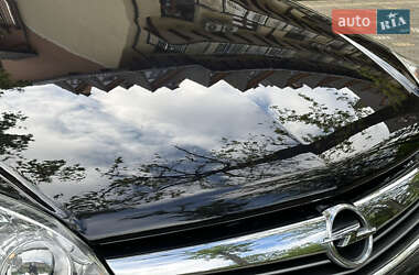 Универсал Opel Astra 2009 в 