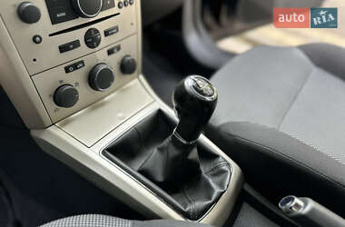 Универсал Opel Astra 2009 в 