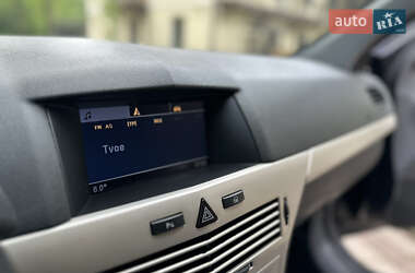 Универсал Opel Astra 2009 в 