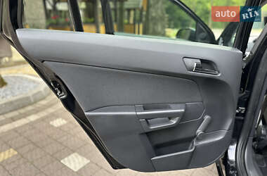 Универсал Opel Astra 2009 в 