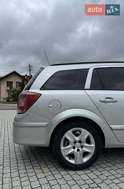 Универсал Opel Astra 2009 в 