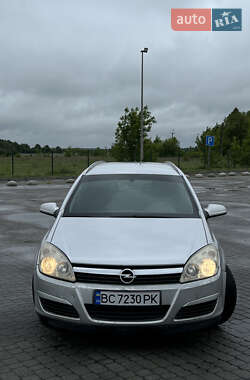 Универсал Opel Astra 2005 в 