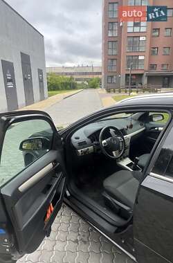 Универсал Opel Astra 2007 в 