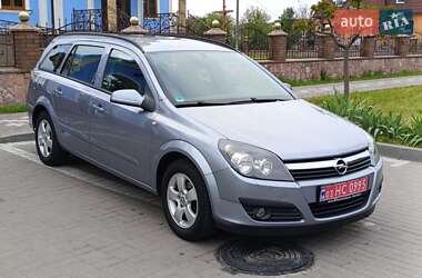 Універсал Opel Astra 2006 в Києві