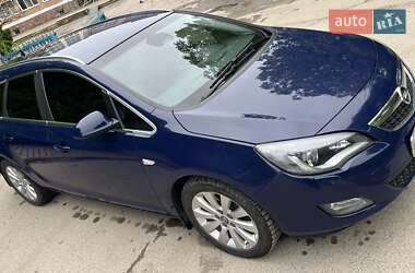 Універсал Opel Astra 2011 в 