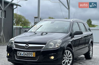 Универсал Opel Astra 2009 в Тернополе