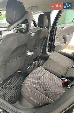 Универсал Opel Astra 2016 в 