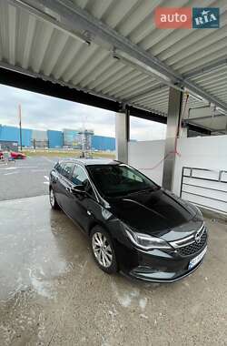 Универсал Opel Astra 2016 в 