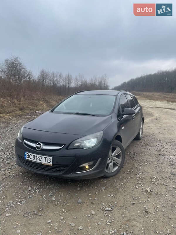 Универсал Opel Astra 2013 в Бориславе