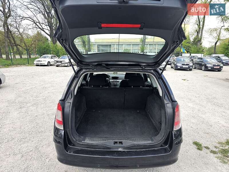 Универсал Opel Astra 2009 в Каменском
