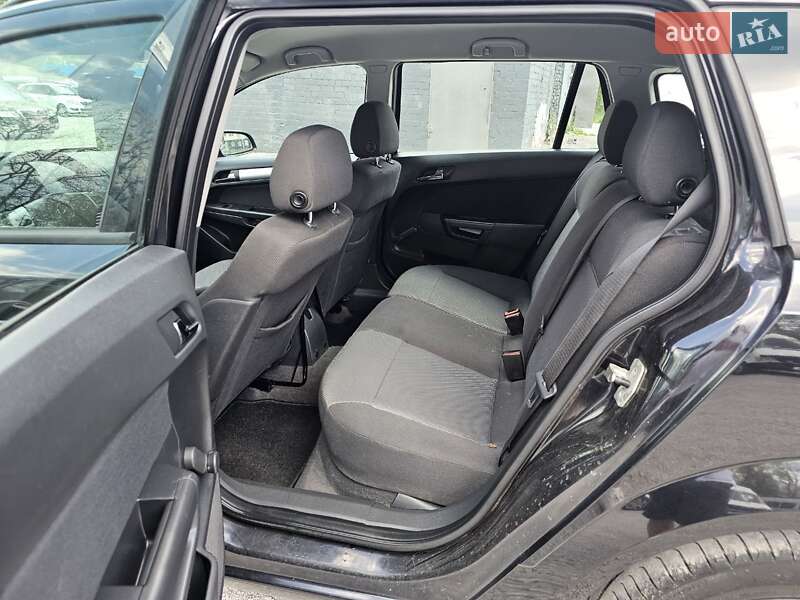 Универсал Opel Astra 2009 в Каменском