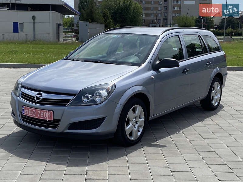 Універсал Opel Astra 2009 в 