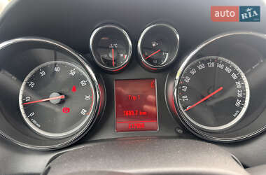 Универсал Opel Astra 2011 в 