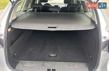 Универсал Opel Astra 2011 в 