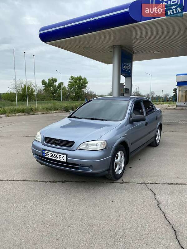 Opel Astra 2008
