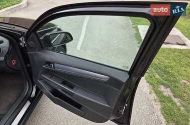 Универсал Opel Astra 2009 в 