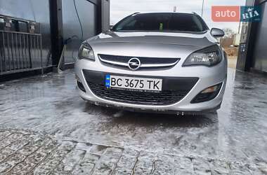 Универсал Opel Astra 2012 в 