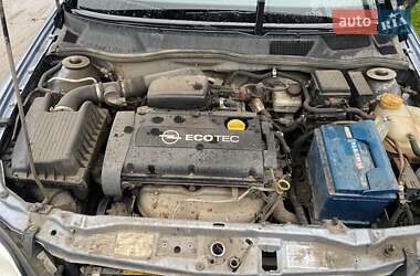 Седан Opel Astra 2008 в 