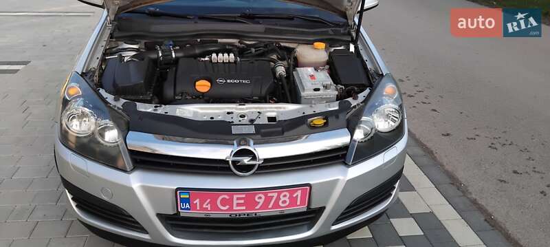Хетчбек Opel Astra 2006 в Івано-Франківську