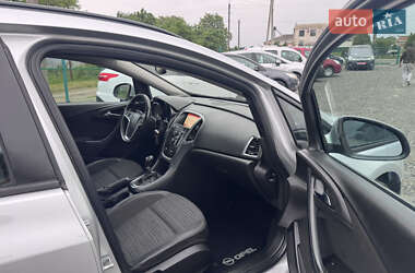 Универсал Opel Astra 2016 в 