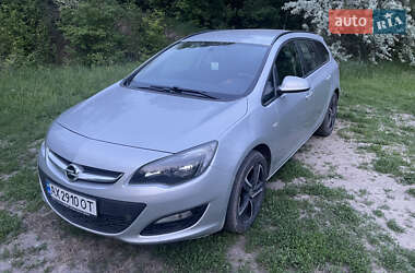 Універсал Opel Astra 2015 в Люботині
