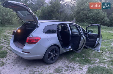 Універсал Opel Astra 2015 в 