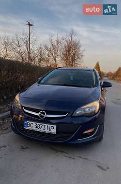 Универсал Opel Astra 2012 в 