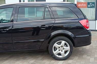 Універсал Opel Astra 2007 в 