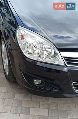 Універсал Opel Astra 2007 в 