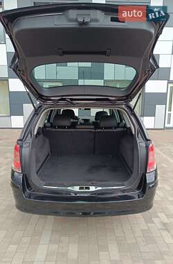 Універсал Opel Astra 2007 в 