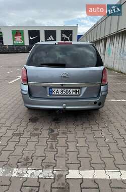 Універсал Opel Astra 2005 в 