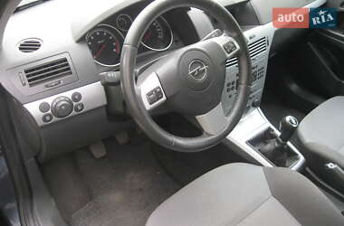 Универсал Opel Astra 2009 в 