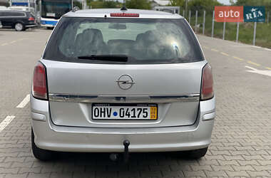 Универсал Opel Astra 2006 в 