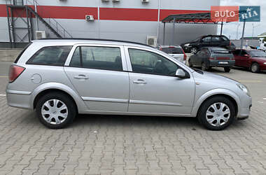 Универсал Opel Astra 2006 в 