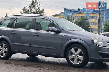 Универсал Opel Astra 2005 в 