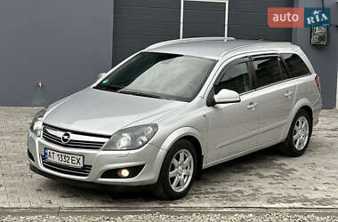 Универсал Opel Astra 2009 в Надворной