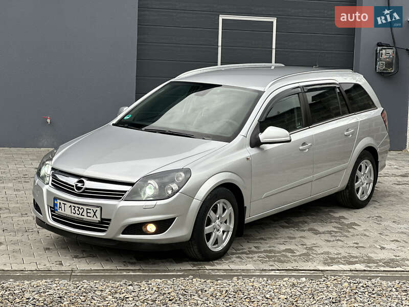 Opel Astra 2009