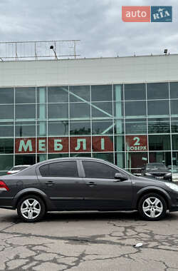 Седан Opel Astra 2008 в 
