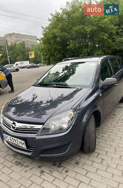 Хэтчбек Opel Astra 2009 в 