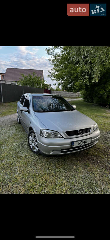 Хетчбек Opel Astra 2000 в Лубнах