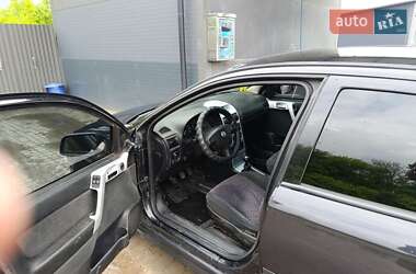 Седан Opel Astra 2006 в 