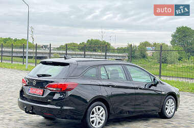 Универсал Opel Astra 2017 в 
