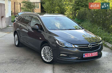 Універсал Opel Astra 2016 в Івано-Франківську
