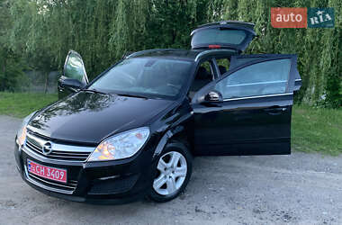 Универсал Opel Astra 2009 в Виннице