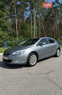 Хэтчбек Opel Astra 2011 в Черкассах